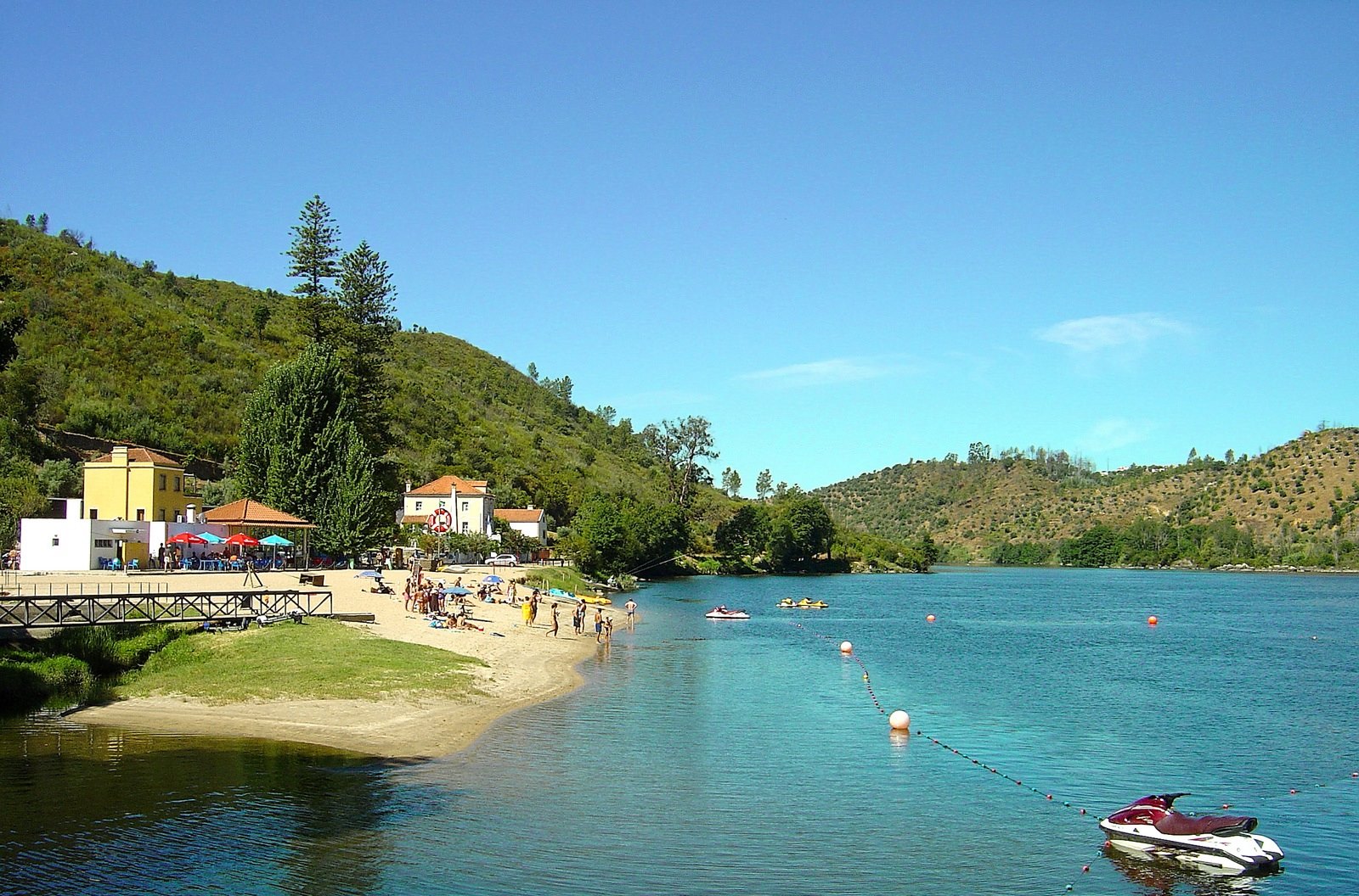 Alojamento pet-friendly | Praia Fluvial do Alamal